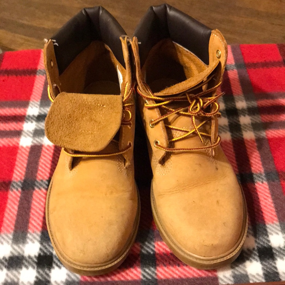 Boys Timberlands